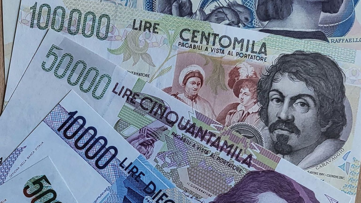 valore 100 lire di carta
