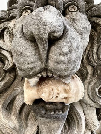 Il Leone di Francesco Vezzoli