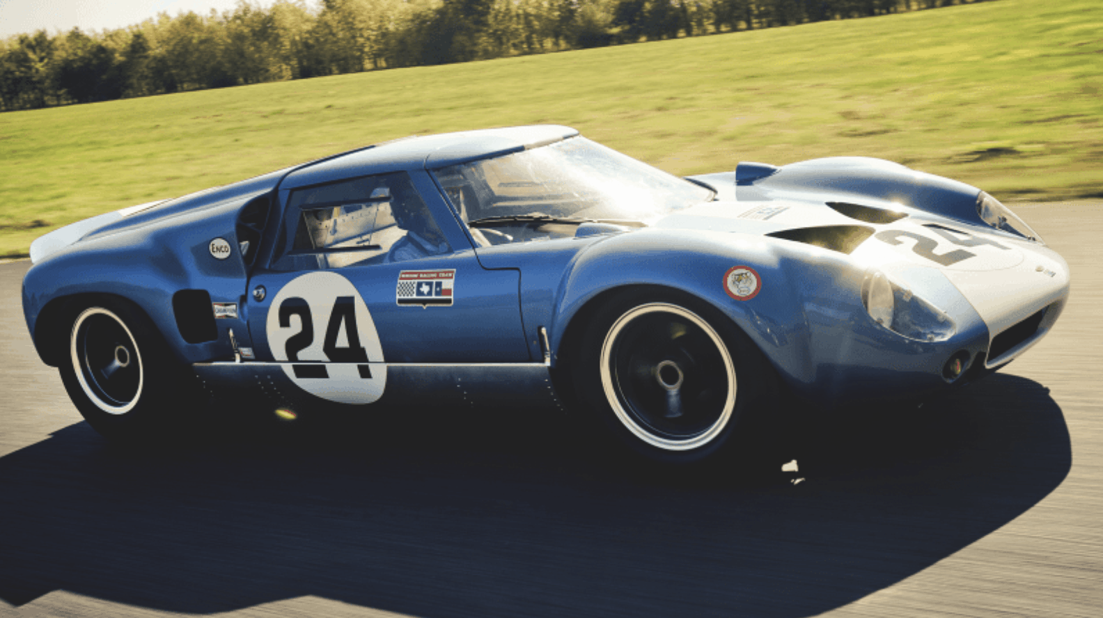 ford-gt-40-lartiglieria-pesante-della-guerra-ford-ferrari_5