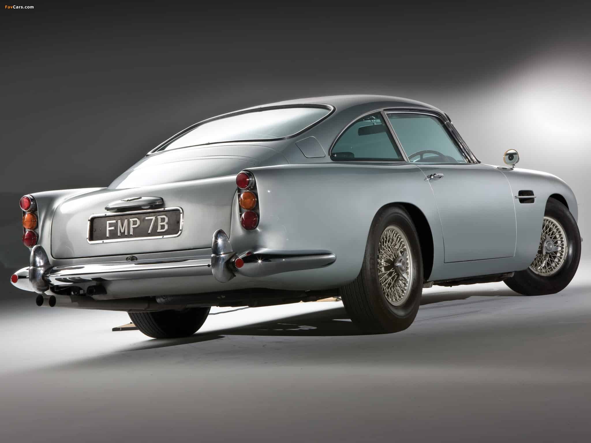 aston-martin-db5-guidare-il-bolide-dellagente-007_7