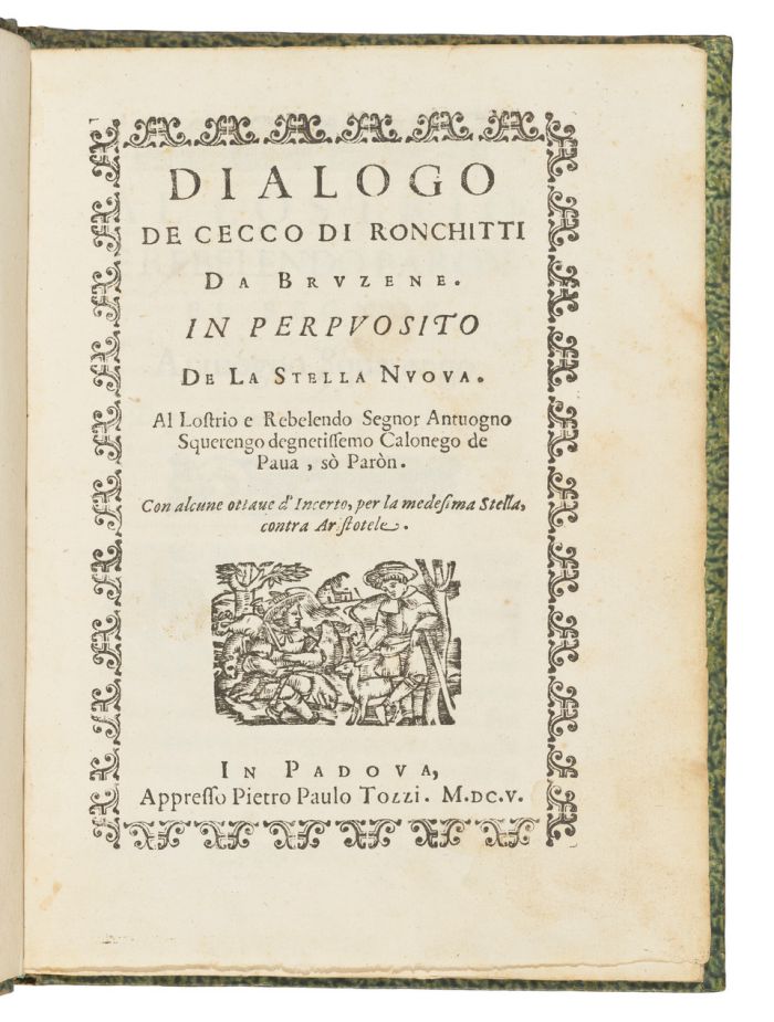 Frontespizio di un vecchio libro in italiano, con bordi ornati e un'illustrazione di tre persone, una che indica il cielo e altre che reggono oggetti, con testo stampato sopra e sotto l'immagine.