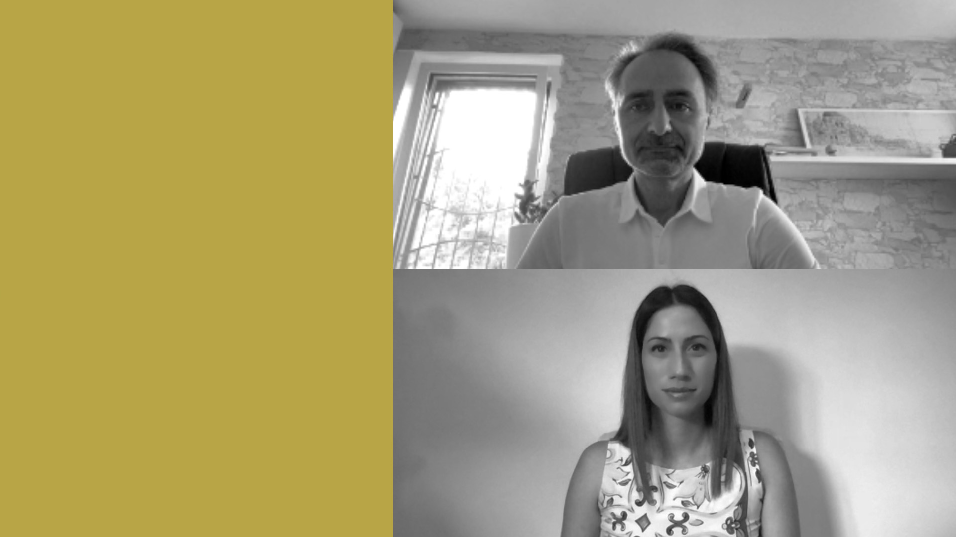 Un uomo e una donna appaiono in una videochiamata a schermo diviso, entrambi rivolti verso la telecamera. Il terzo sinistro dell'immagine è di colore giallo senape. La foto è in bianco e nero.