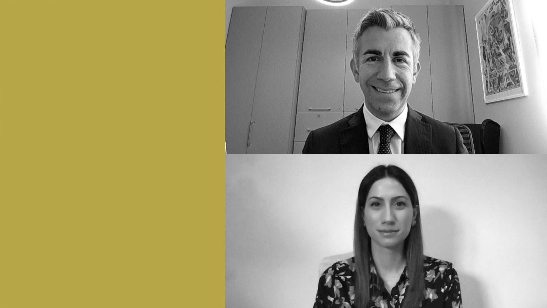 Due persone in fotogrammi separati di una videochiamata: sopra, un uomo in giacca e cravatta che sorride in un ufficio; sotto, una donna con lunghi capelli scuri e un top a fiori, seduta contro un muro semplice. Grande area giallo senape sulla sinistra.