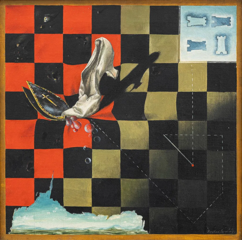 Un dipinto di ispirazione surrealista raffigura una scacchiera distorta con caselle rosse e nere, un cappello da alfiere fluttuante, un panno drappeggiato, bolle di sapone e un angolo blu con i contorni della torre: forme astratte e ombre evocano l'energia dinamica del mercato dell'arte.