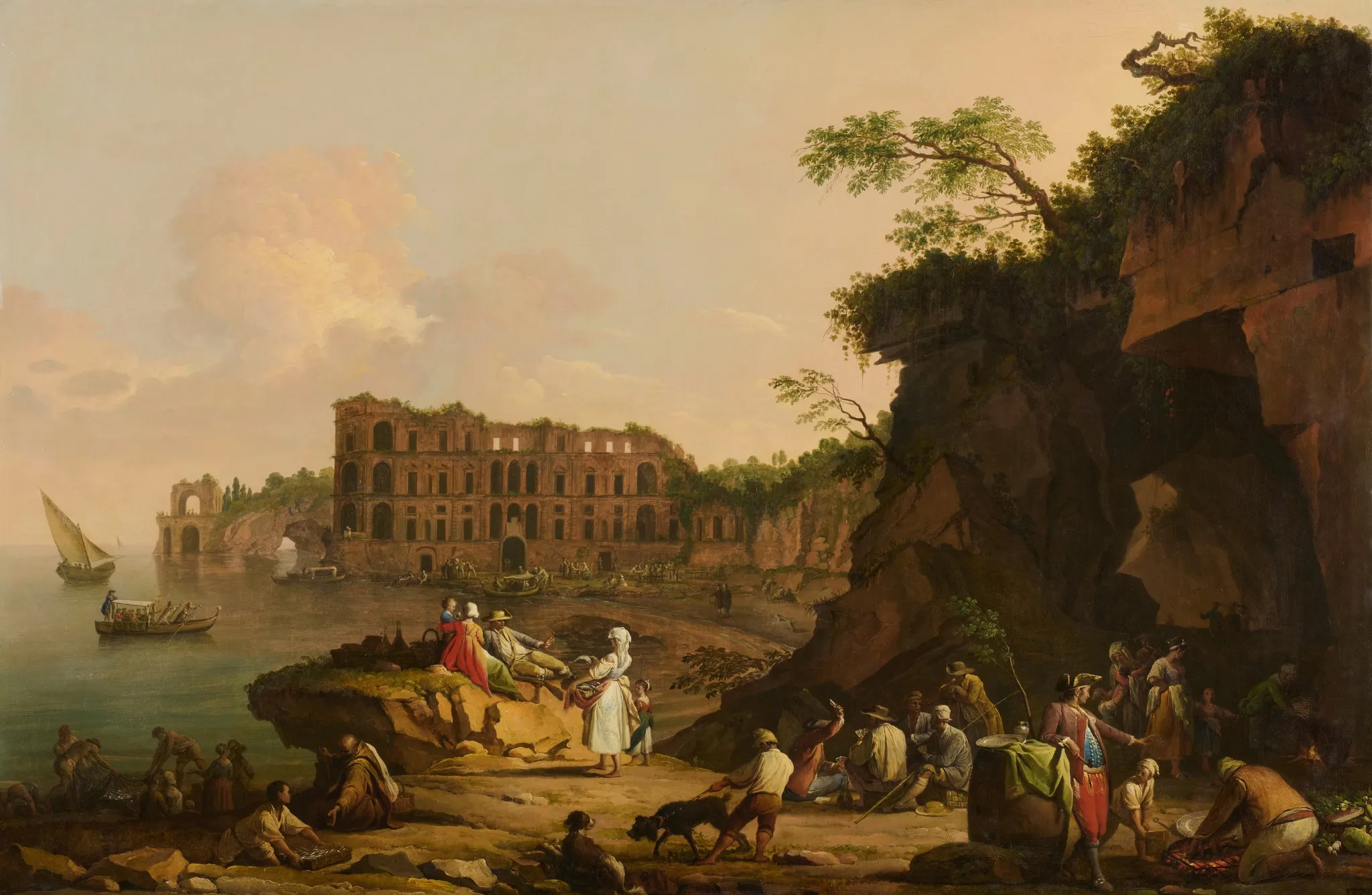 Una classica scena di rovine in riva al mare con antichi edifici in pietra, barche e molte persone che si riuniscono, commerciano e conversano tra scogliere rocciose e verde sotto un cielo nuvoloso: una vista che ricorda un capolavoro da record di Sotheby's Italia.