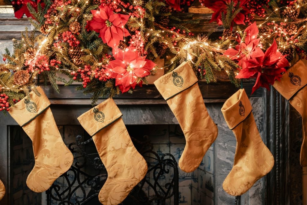 LOMOHOO 2 confezioni di calze di Natale in maglia,46cm, grandi calze natalizie set di 2 pezzi,decorazioni bianche rustiche personalizzate per la famiglia, le vacanze stagionali,decorazioni per bambini